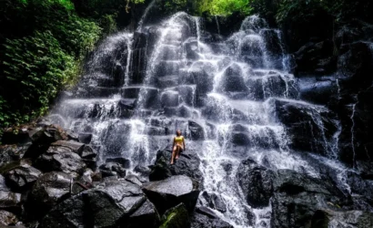 Kanto Lampo Waterfall